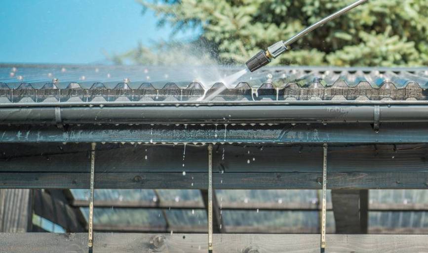 Gutter Cleaning